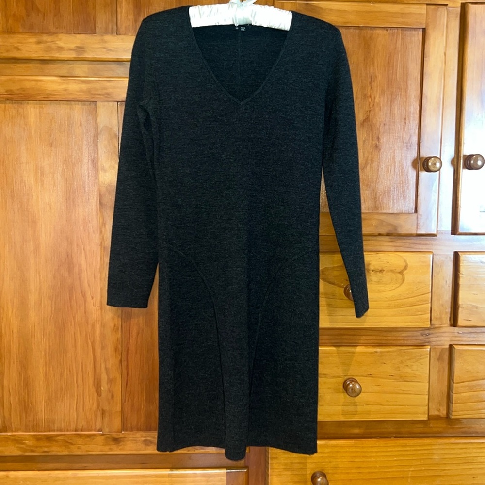 Theory Dark Gray Long Sleeve V-Neck Wool Sweater Dress Size X-Small